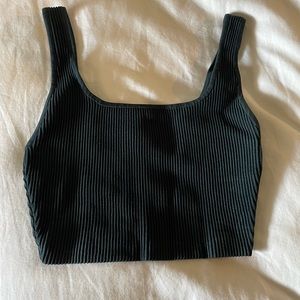 Aritzia Crop Top